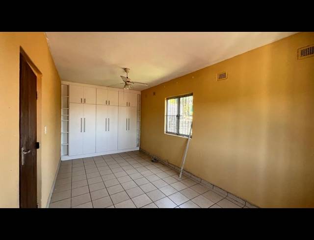2 BEDROOM PROPERTY TO RENT IN LOTUSVILLE